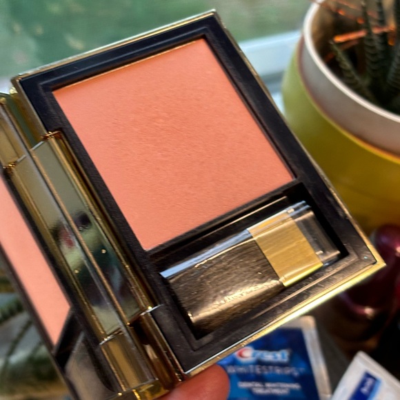 Estée Lauder Pure Color Envy Blush - Picture 2 of 5